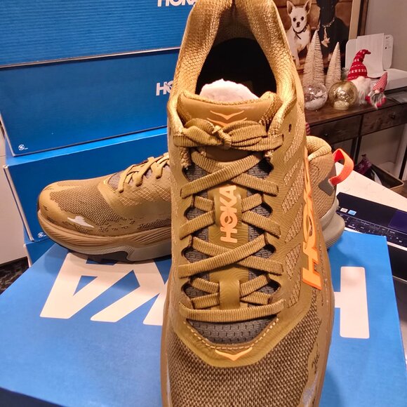 Hoka Torrent 4 Mens Size 11 1155115-HYN Trail Running Shoes Honey / Olive NEW - Picture 2 of 10